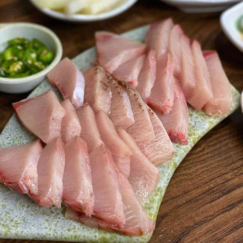 [Frozen] Kanpachi sashimi